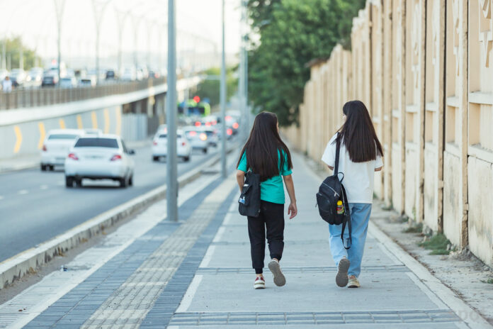 T0Ptis16898381307995_l