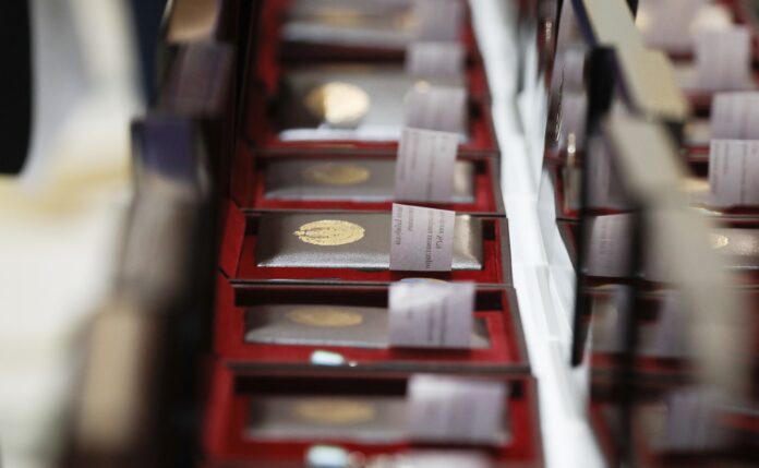 2ae3e6eef41a9164d5ff7eb7732be2ad0301